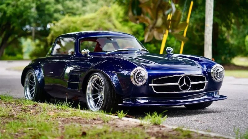 Реплика Mercedes-Benz 300 SL на базе Chrysler Crossfire: цена 300 000 долларов