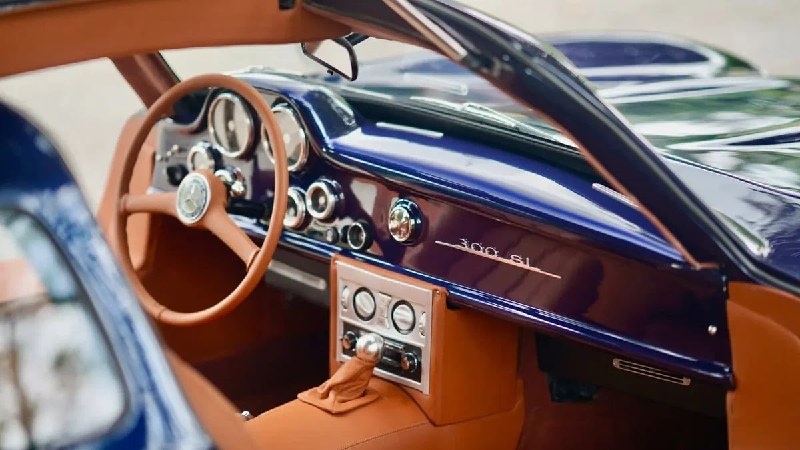 Реплика Mercedes-Benz 300 SL на базе Chrysler Crossfire: цена 300 000 долларов
