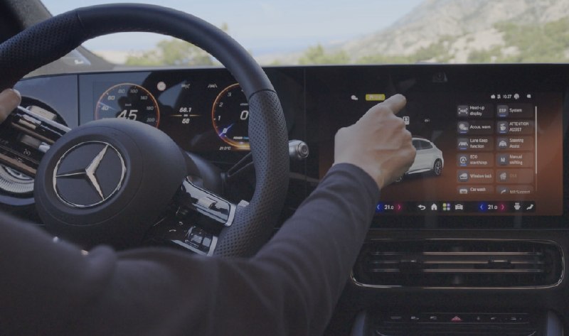 Mercedes-Benz возвращает физические кнопки после критики сенсорных экранов Mercedes-Benz возвращает физические кнопки после критики сенсорных экранов