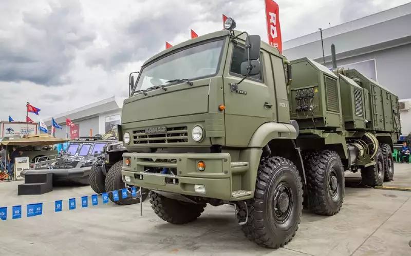 КАМАЗ-6560 против MAN HX2: сравнение армейских шасси 8х8 КАМАЗ-6560 против MAN HX2: сравнение армейских шасси 8х8