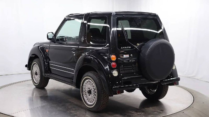 Редкий Mitsubishi Pajero Jr. Flying Pug продадут на аукционе Mecum Редкий Mitsubishi Pajero Jr. Flying Pug продадут на аукционе Mecum