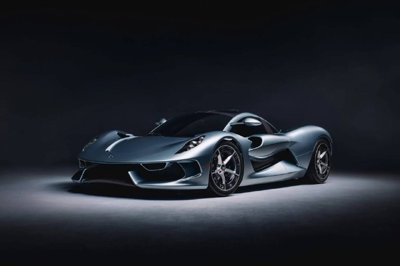 Hennessey Blackbird: гиперкар без единого экрана Hennessey Blackbird: гиперкар без единого экрана