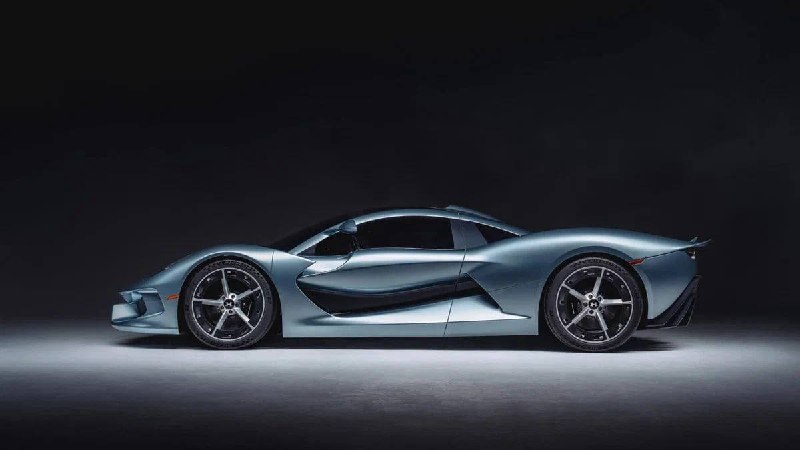Hennessey представила «аналоговый» гиперкар Blackbird