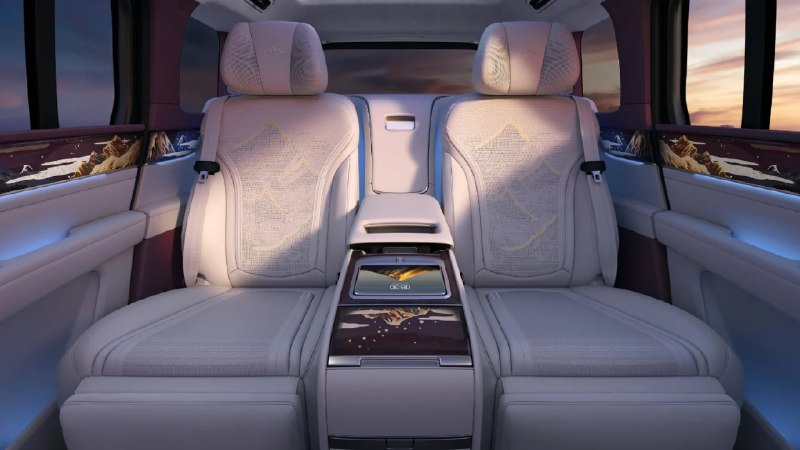 BYD выпустил флагманский внедорожник Yangwang U8L Snowcrest Edition: 1180 л.с. и золото