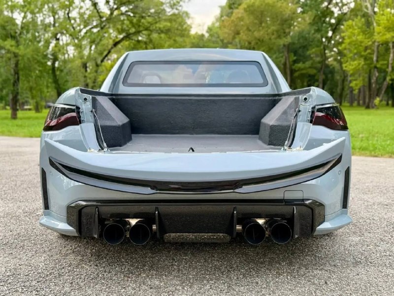 Кастомный пикап Maloo на базе BMW M4 продан дороже новой модели Кастомный пикап Maloo на базе BMW M4 продан дороже новой модели