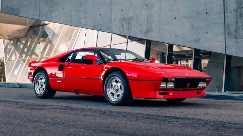 Семь редких Ferrari выставят на аукцион в Монтерее Семь редких Ferrari выставят на аукцион в Монтерее