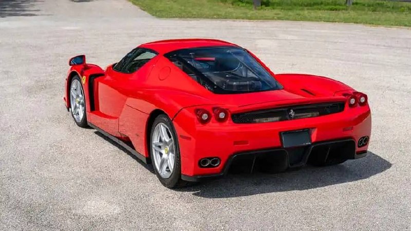 Семь редких Ferrari выставят на аукцион в Монтерее Семь редких Ferrari выставят на аукцион в Монтерее