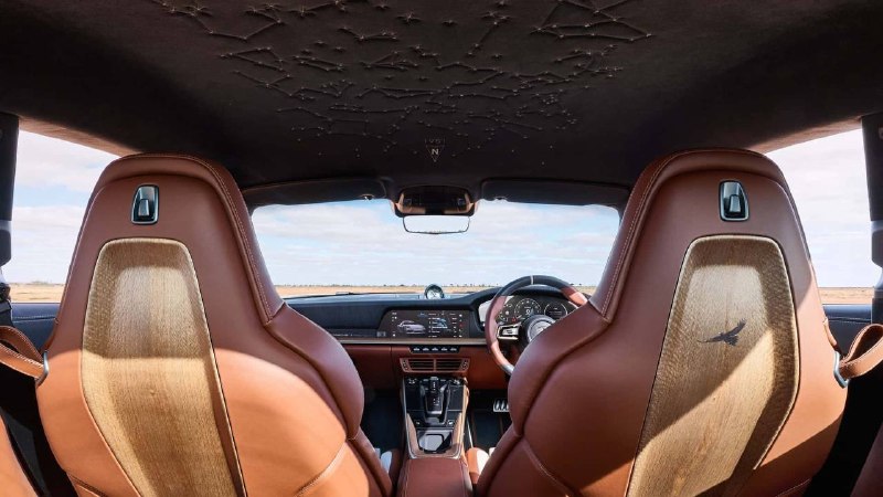 Уникальный Porsche 911 Turbo S в честь Австралии: 300 часов покраски и звёздное небо в салоне Уникальный Porsche 911 Turbo S в честь Австралии: 300 часов покраски и звёздное небо в салоне