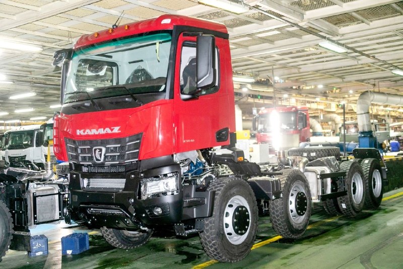 КАМАЗ запускает в серию полноприводный тягач КАМАЗ-65958 КАМАЗ запускает в серию полноприводный тягач КАМАЗ-65958
