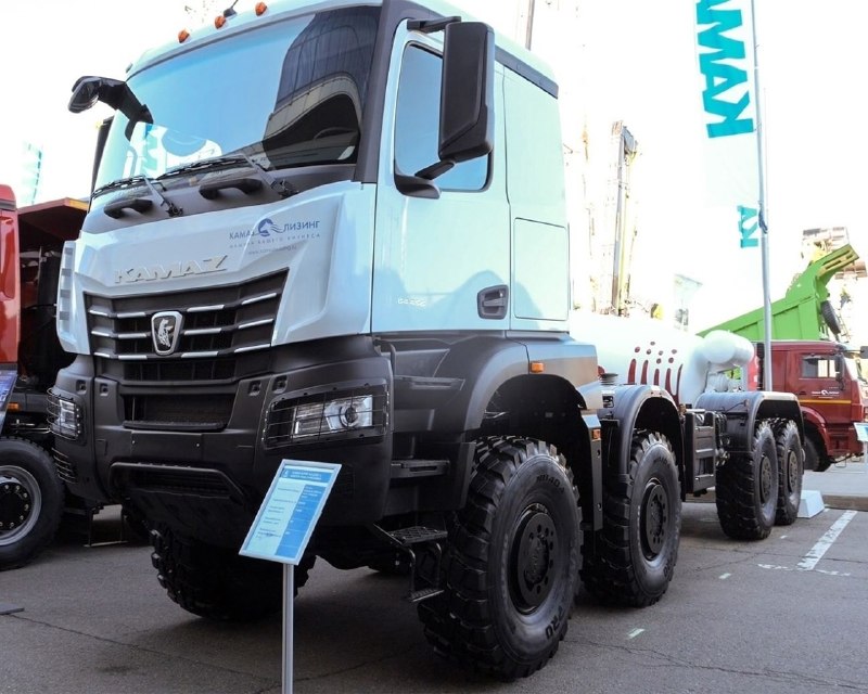 КАМАЗ запускает в серию полноприводный тягач КАМАЗ-65958 КАМАЗ запускает в серию полноприводный тягач КАМАЗ-65958
