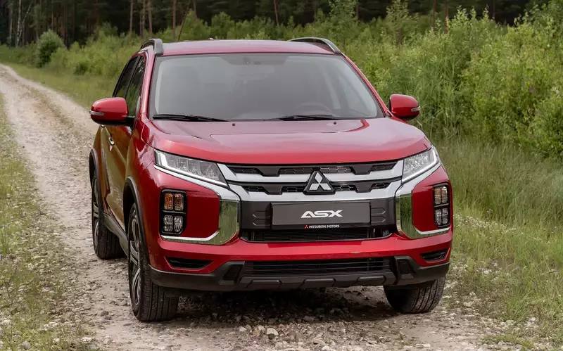 Mitsubishi ASX из ОАЭ начали привозить в Россию по параллельному импорту