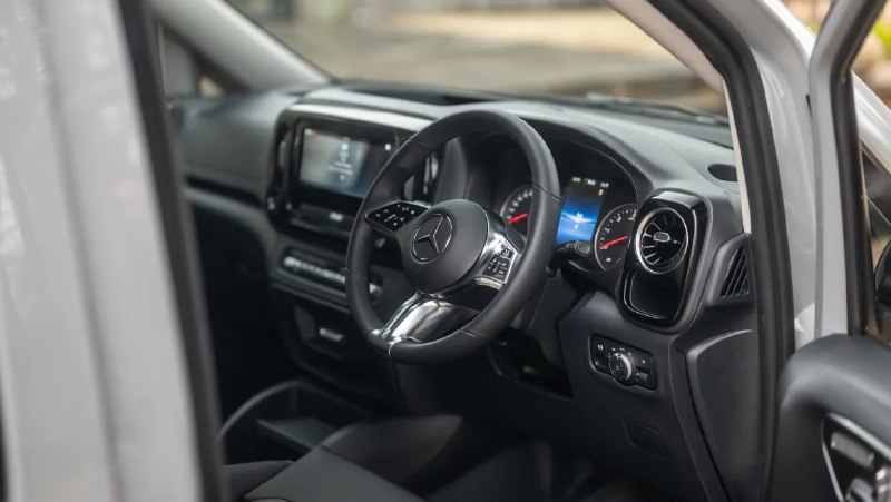 Mercedes-Benz представил спортивную версию фургона Vito Sport-X Mercedes-Benz представил спортивную версию фургона Vito Sport-X