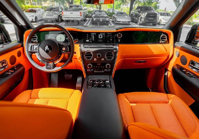 Тюнинг Rolls-Royce Cullinan не окупился на аукционе