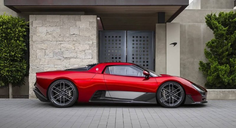 McLaren возвращает механику: новый суперкар McL 6GT выйдет в 2028 году