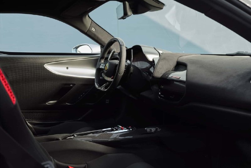 Ferrari представила уникальный гибридный суперкар CZ26 мощностью 1000 л.с. Ferrari представила уникальный гибридный суперкар CZ26 мощностью 1000 л.с.