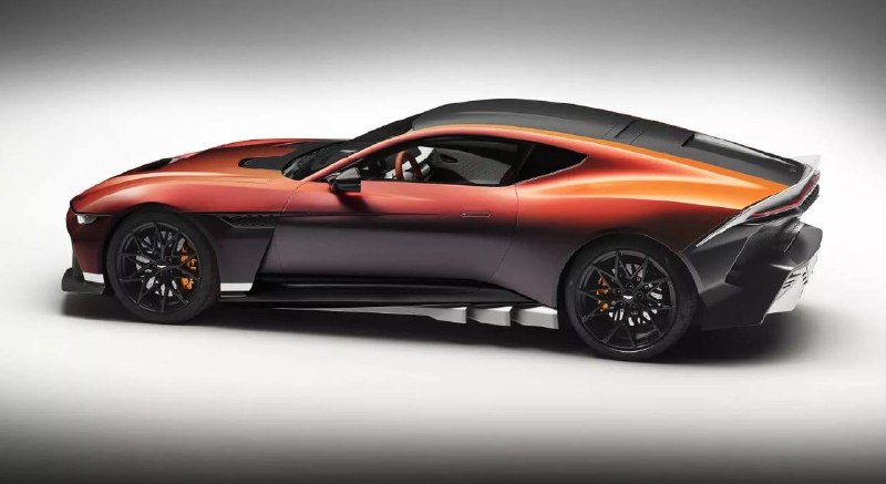 Представлен Aston Martin Valen: 850-сильный переднемоторный суперкар за 2 млн долларов Представлен Aston Martin Valen: 850-сильный переднемоторный суперкар за 2 млн долларов