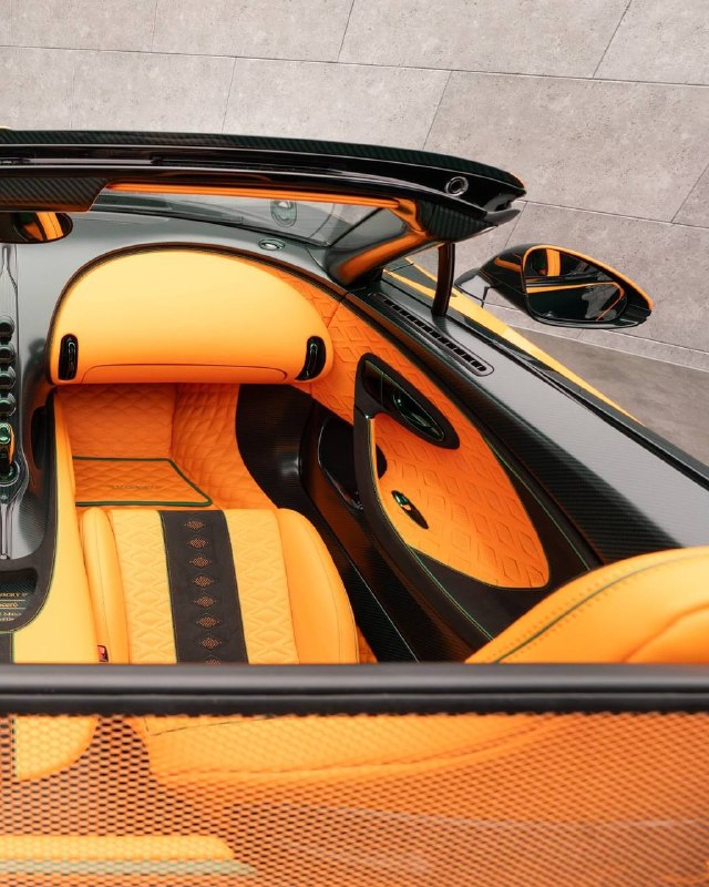 Mansory представила уникальные Bugatti Mistral Vincero и Chiron Vivere Mansory представила уникальные Bugatti Mistral Vincero и Chiron Vivere