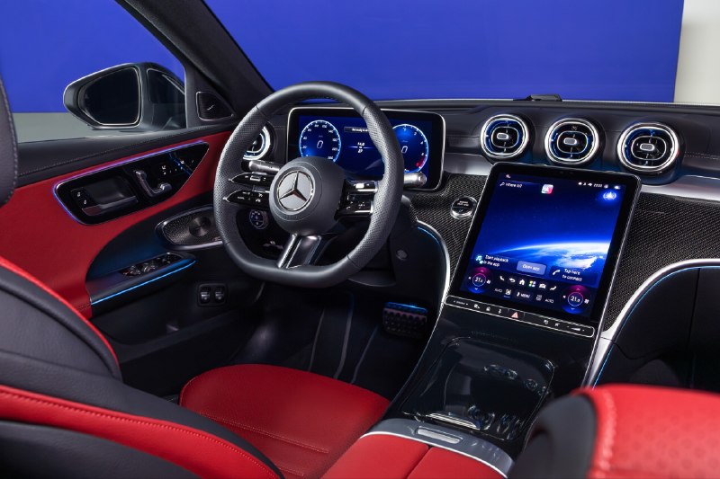 Mercedes-Benz C-класса пополнился версиями с ДВС Mercedes-Benz C-класса пополнился версиями с ДВС