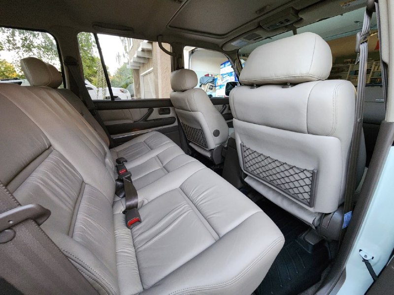 Toyota Land Cruiser J80 1997 года с пробегом 7544 км продают за 11 млн рублей