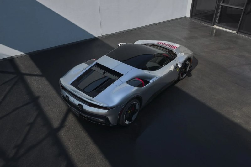 Ferrari CZ26: уникальный суперкар с гибридной мощью 1000 л.с. Ferrari CZ26: уникальный суперкар с гибридной мощью 1000 л.с.