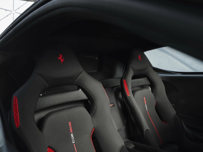 Ferrari CZ26: уникальный суперкар с гибридной мощью 1000 л.с. Ferrari CZ26: уникальный суперкар с гибридной мощью 1000 л.с.