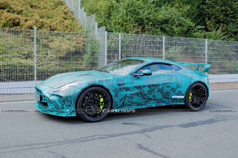 Aston Martin Vantage RS: на Нюрбургринге заметили прототип с огромным спойлером Aston Martin Vantage RS: на Нюрбургринге заметили прототип с огромным спойлером
