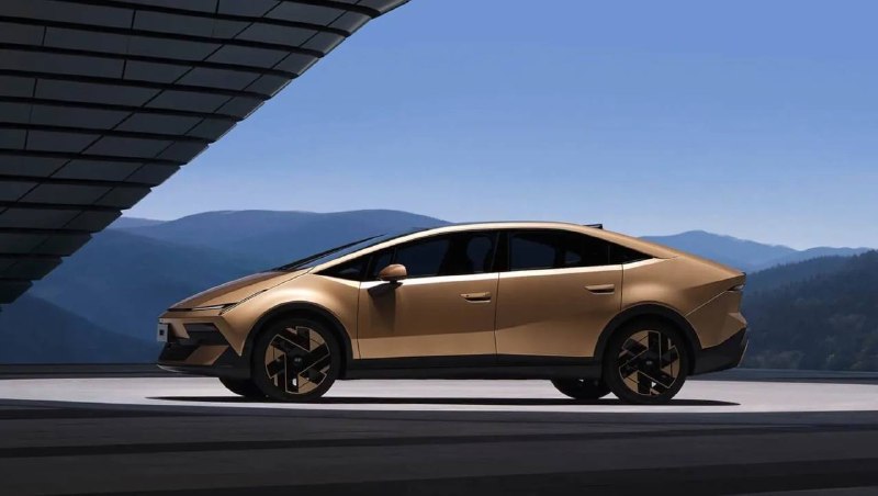 Hyundai представила электрический седан Ioniq V: цены и характеристики