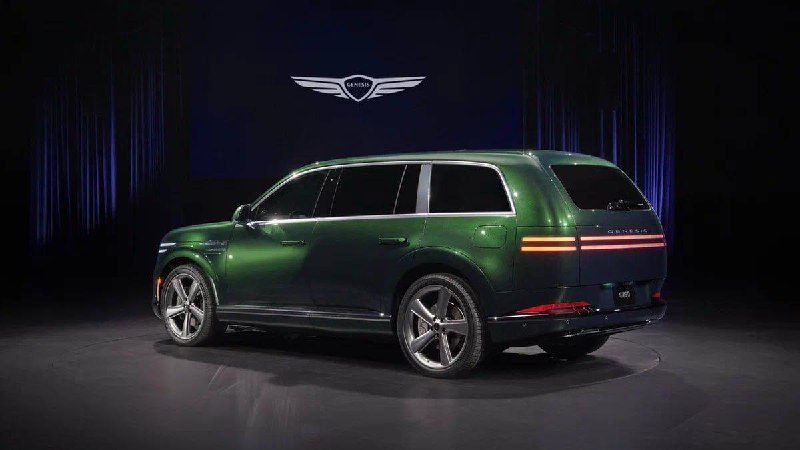 Genesis GV90: флагманский электрический кроссовер с распашными дверями