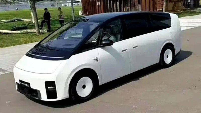 Li Auto Mega 2026: активная подвеска, четыре лидара и запас хода 710 км Li Auto Mega 2026: активная подвеска, четыре лидара и запас хода 710 км