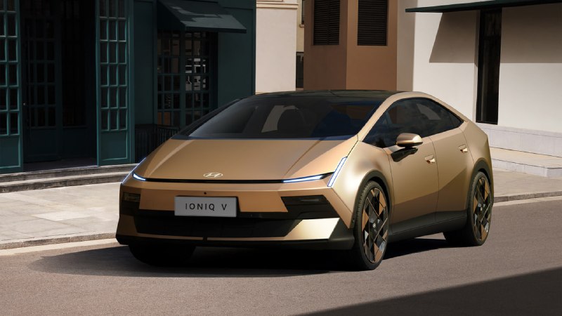 Электромобили недели: новинки Hyundai, рекорд продаж в России и десятилетняя Tesla Электромобили недели: новинки Hyundai, рекорд продаж в России и десятилетняя Tesla