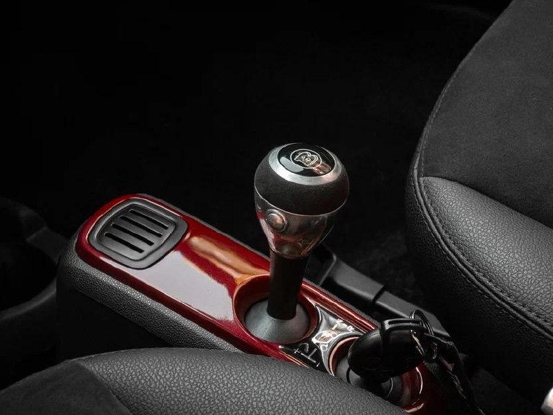 Smart Fortwo в стиле Brabus — объявление недели на Авто.ру Smart Fortwo в стиле Brabus — объявление недели на Авто.ру