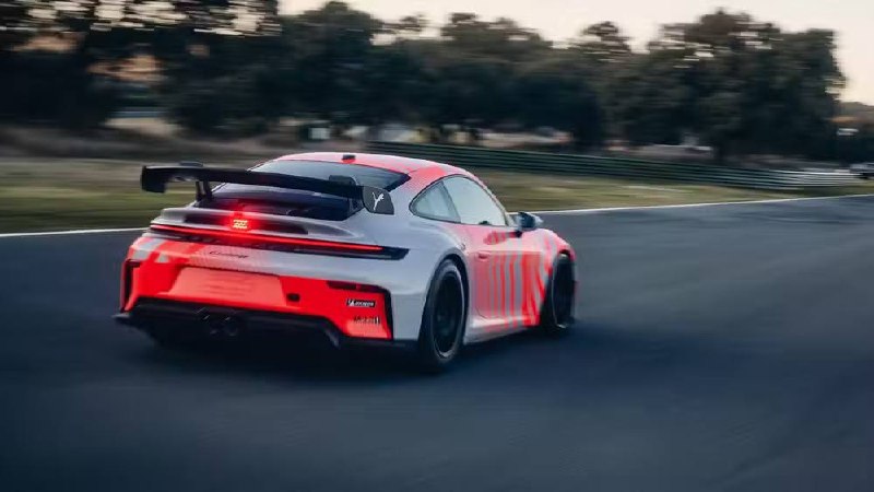 Porsche 911 Challenge: доступный гоночный автомобиль для трека Porsche 911 Challenge: доступный гоночный автомобиль для трека