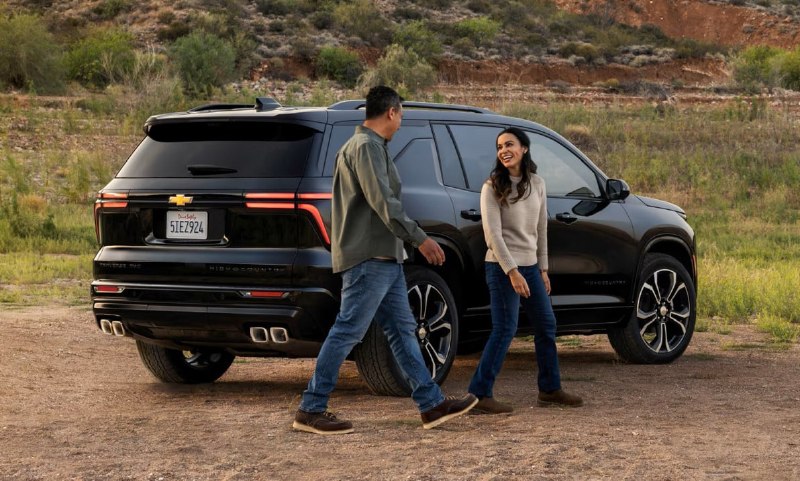 Chevrolet Traverse High Country 2027: обновлённый дизайн и премиальный салон Chevrolet Traverse High Country 2027: обновлённый дизайн и премиальный салон