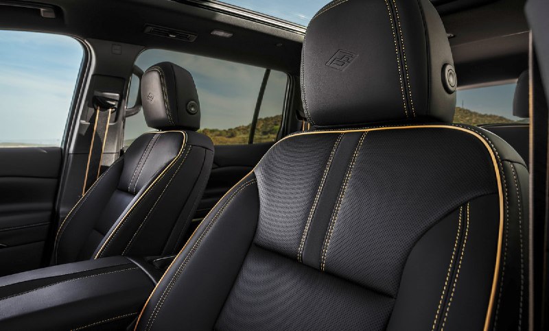 Chevrolet Traverse High Country 2027: обновлённый дизайн и премиальный салон Chevrolet Traverse High Country 2027: обновлённый дизайн и премиальный салон