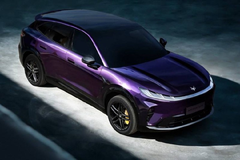 Представлен недорогой кроссовер Arcfox αT7 от концерна BAIC