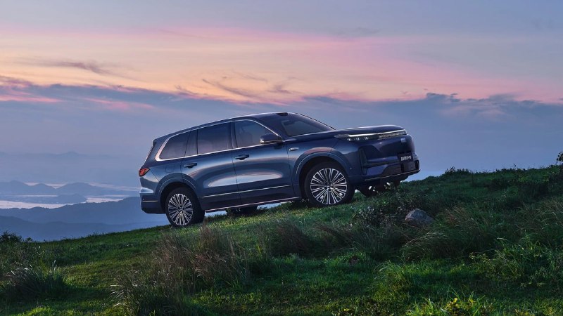Geely Galaxy M9 прошел испытания 70-градусной жарой перед стартом продаж в России Geely Galaxy M9 прошел испытания 70-градусной жарой перед стартом продаж в России