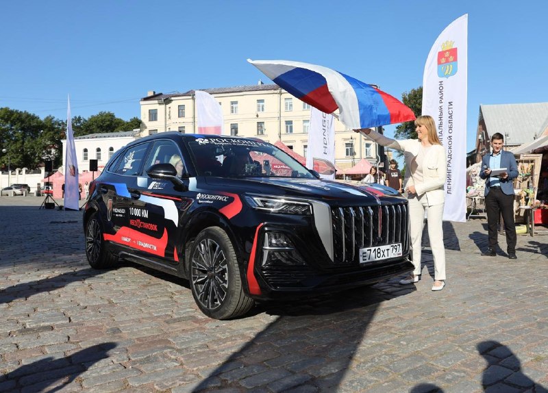 Hongqi: от рекордного пробега до новых электромобилей и батарей BYD Hongqi: от рекордного пробега до новых электромобилей и батарей BYD