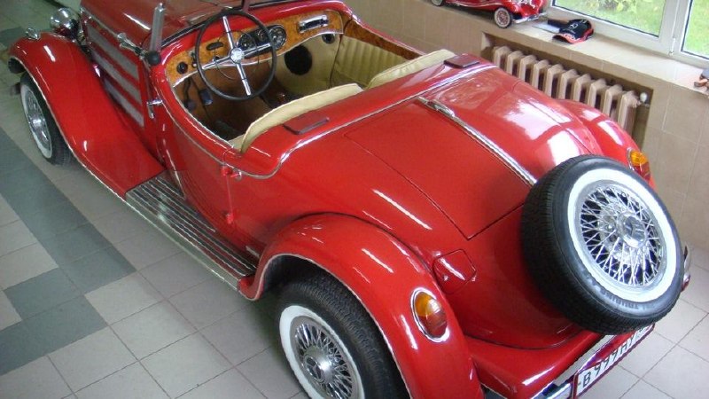 Столетний (почти) Мерс: родстер Mercedes 170, который собрали заново Столетний (почти) Мерс: родстер Mercedes 170, который собрали заново