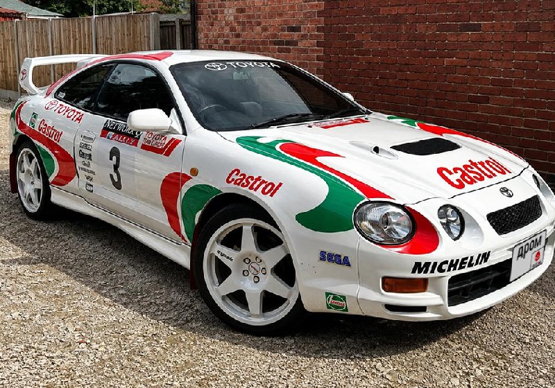 Раллийная Toyota Celica GT-Four ST205 WRC Edition выставлена на продажу в Великобритании