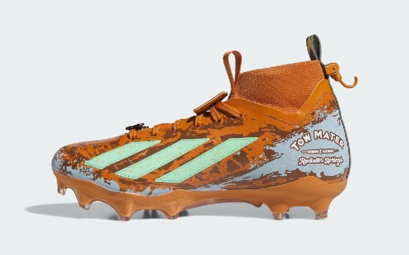 Adidas выпустил футбольные бутсы в стиле «Тачек» к 20-летию франшизы