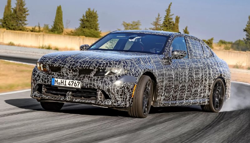 BMW представит новую «трёшку» G50 с дрифт-режимом до конца 2026 года BMW представит новую «трёшку» G50 с дрифт-режимом до конца 2026 года