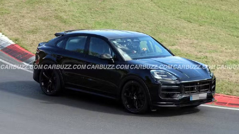 Porsche Cayenne Turbo GT Weissach: шпионские фото самого спортивного кроссовера Porsche Cayenne Turbo GT Weissach: шпионские фото самого спортивного кроссовера