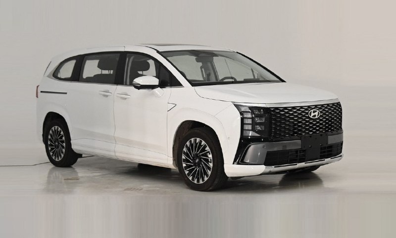 Hyundai готовит рестайлинг минивэна Custo: раскрыты детали Hyundai готовит рестайлинг минивэна Custo: раскрыты детали