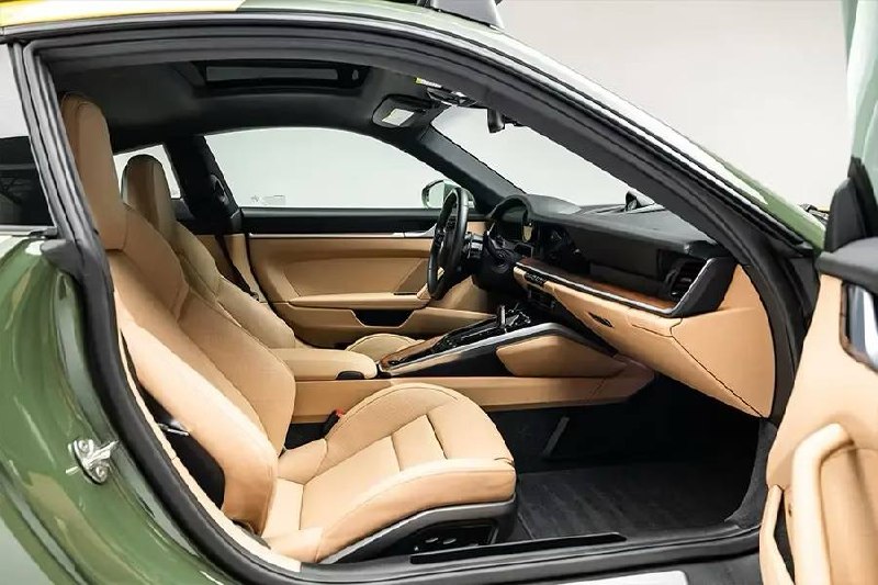 Porsche 911 Urban Safari: спорткар превратили в настоящий внедорожник