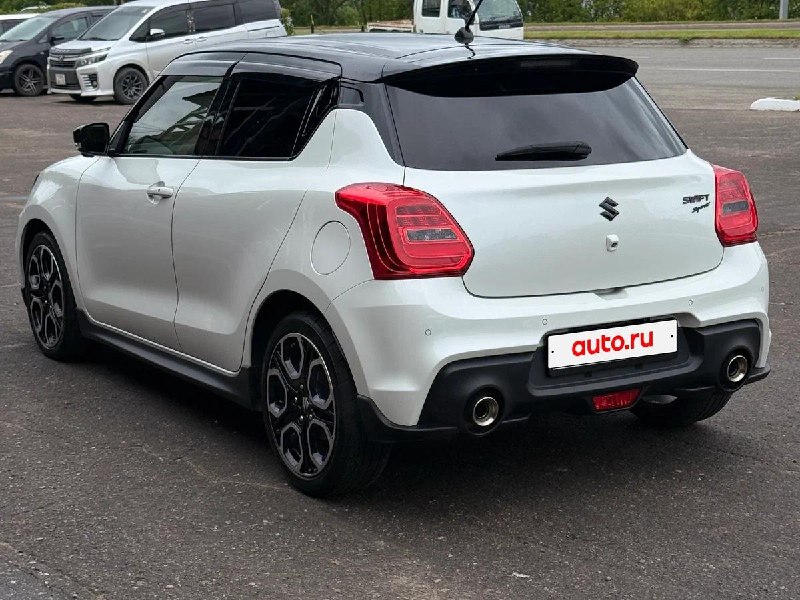 Suzuki Swift Sport: компактный хэтчбек с турбомотором за 1,3 млн рублей Suzuki Swift Sport: компактный хэтчбек с турбомотором за 1,3 млн рублей