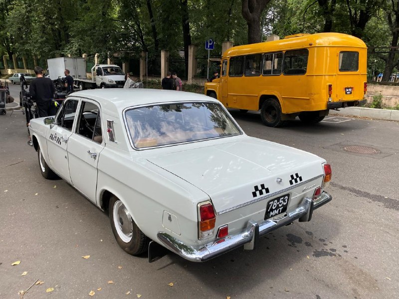 Как раритетные автомобили попадают в кино