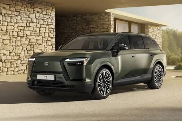 Lexus TZ 550e EV: дорогой электрокроссовер, который уступает BYD и Zeekr