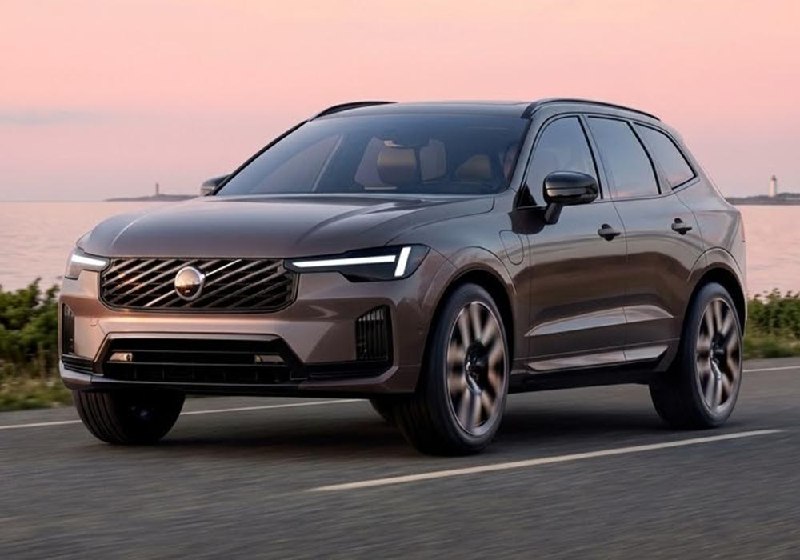 Volvo XC60: рестайлинг с новыми фарами и мультимедиа Google Volvo XC60: рестайлинг с новыми фарами и мультимедиа Google
