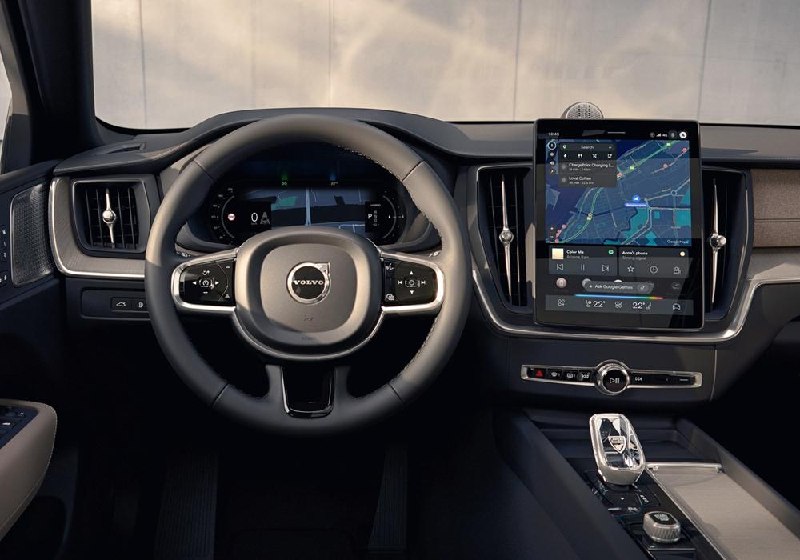 Volvo XC60: рестайлинг с новыми фарами и мультимедиа Google Volvo XC60: рестайлинг с новыми фарами и мультимедиа Google
