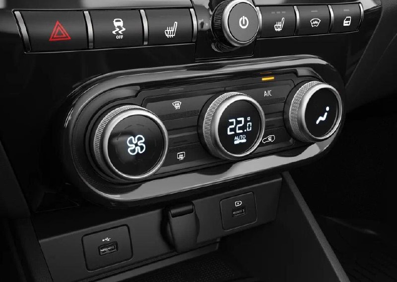 Lada Vesta Sport получила климат-контроль и телематику, сохранив прежнюю цену Lada Vesta Sport получила климат-контроль и телематику, сохранив прежнюю цену